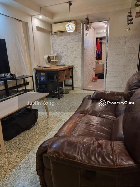 85 Commonwealth Close