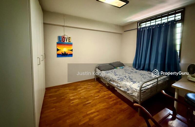 85 Commonwealth Close