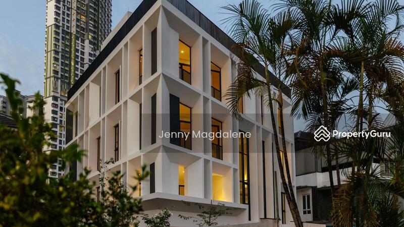 Prop-GPT: Detached: D03 Queenstown TOP Obtained! Brand New Freehold Detached Home - Walk to Queenstown MRT