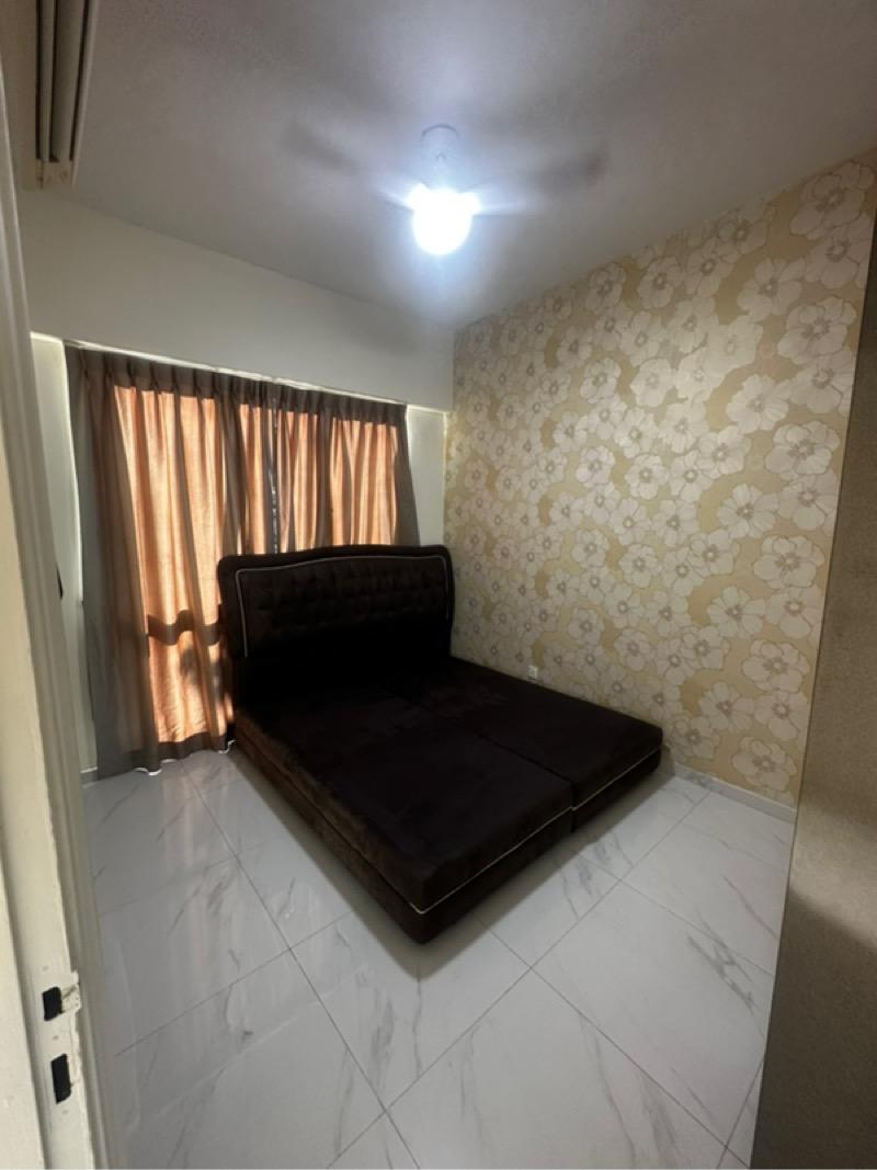 Kentish Green Condominium For Sale, $1,750,000, 3 Bed 3 Bath 1,292 sqft $1,354.00 psf