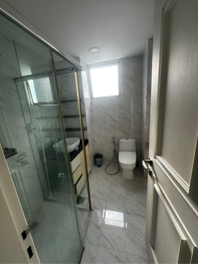 Kentish Green Condominium For Sale, $1,750,000, 3 Bed 3 Bath 1,292 sqft $1,354.00 psf