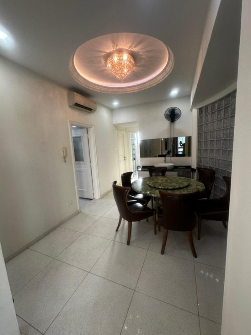 Kentish Green Condominium For Sale, $1,750,000, 3 Bed 3 Bath 1,292 sqft $1,354.00 psf