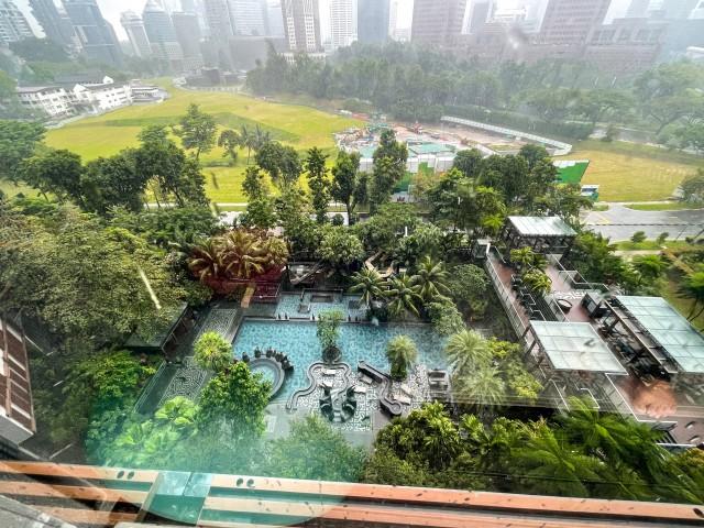 Oue Twin Peaks Condominium For Sale, $1,200,000, 1 Bed 1 Bath 571 sqft $2,102.00 psf