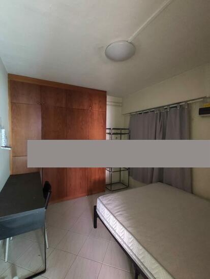 129 Pending Road HDB Apartment For Sale, $849,000, 3 Bed 2 Bath 1,550 sqft $548.00 psf