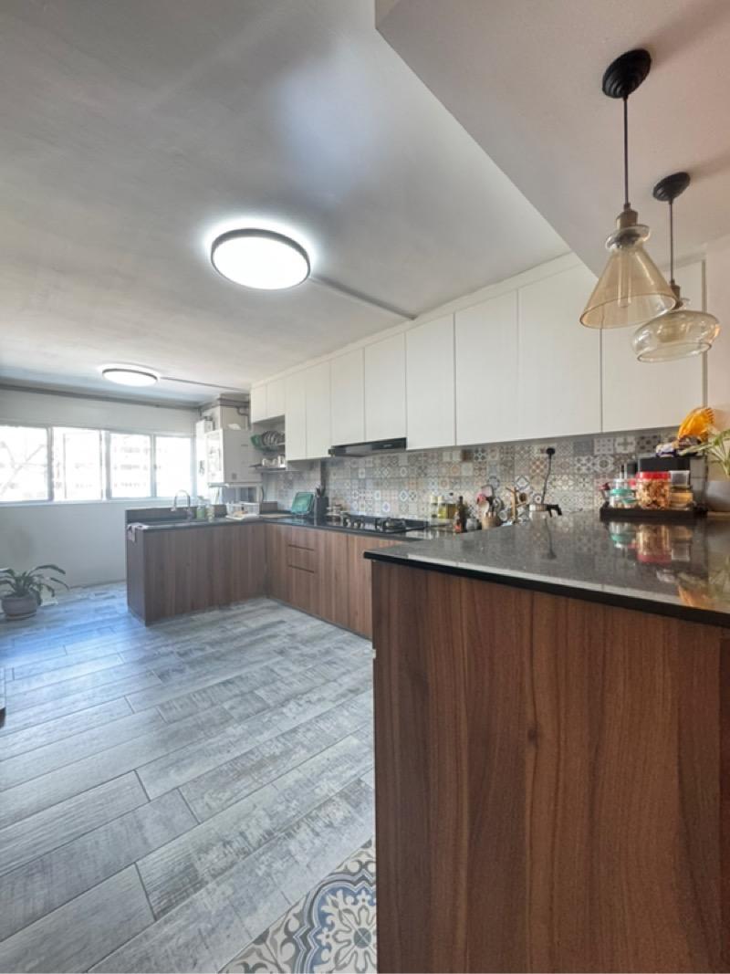 406 Pandan Gardens HDB Apartment For Sale, $588,888, 3 Bed 2 Bath 1,227 sqft $480.00 psf