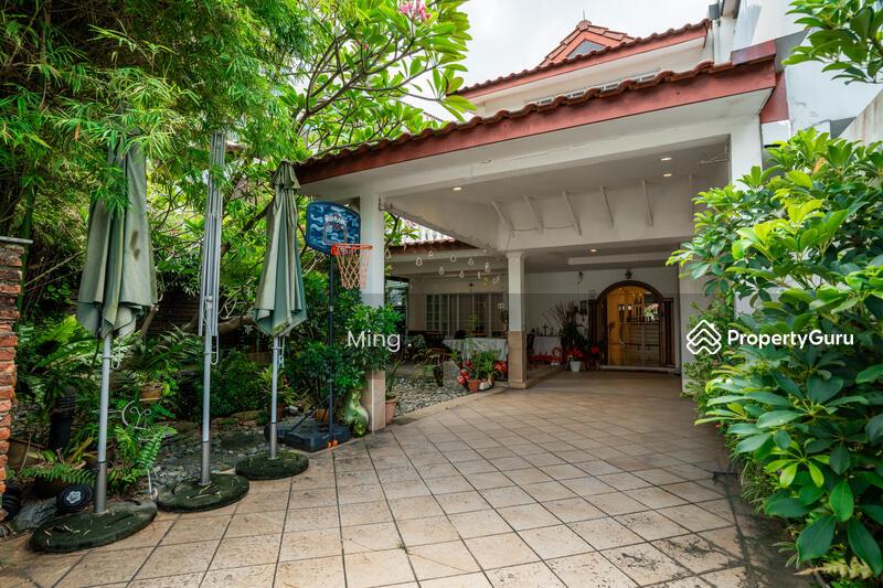 Prop-GPT: Semi-Detached: D16 Bayshore 7 min MRT ! Flat Rectangular Land ! Wide Frontage !