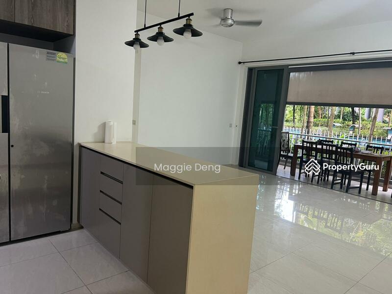 Prop-GPT: Condominium: D19  Forest Woods