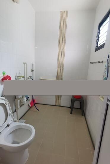 627 Yishun Street 61 HDB Apartment For Sale, $610,000, 3 Bed 2 Bath 1,130 sqft $540.00 psf
