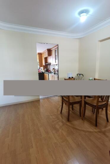 627 Yishun Street 61 HDB Apartment For Sale, $610,000, 3 Bed 2 Bath 1,130 sqft $540.00 psf