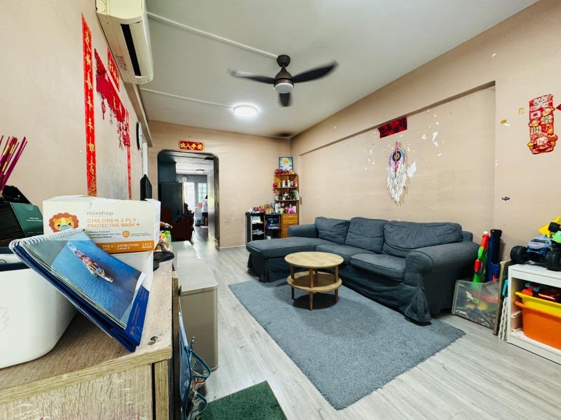 Prop-GPT: HDB Apartment: D13 Potong Pasir 109 Potong Pasir Avenue 1