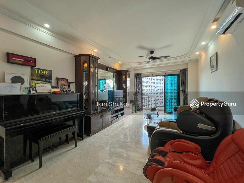 Prop-GPT: Condominium: D03  The Anchorage