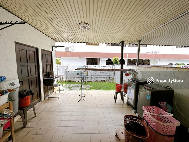 jalan tua kong, 2 side by side semi D for sale