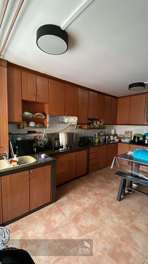 New Rare 5 Room Hdb Executive Apartment for Sale