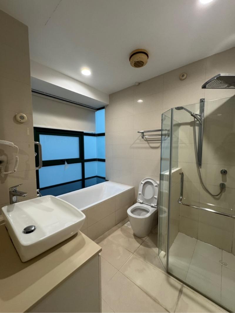 Riveria Gardens Condominium For Sale, $2,450,000, 2 Bed 2 Bath 969 sqft $2,528.00 psf