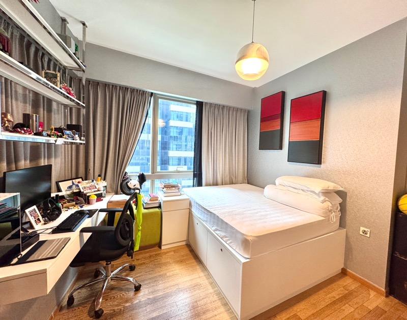 One Shenton Condominium For Sale, $3,018,000, 3 Bed 3 Bath 1,518 sqft $1,988.00 psf