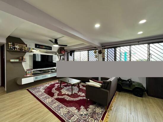 168A Queensway HDB Apartment For Sale, $528,000, 3 Bed 1 Bath 904 sqft $584.00 psf