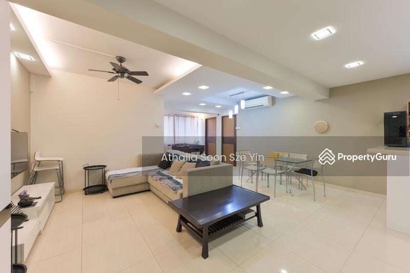 Prop-GPT: HDB Flat: D03 Queenstown 21 Queen's Close