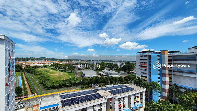 Prop-GPT: HDB Flat: D27 Yishun 792 Yishun Ring Road