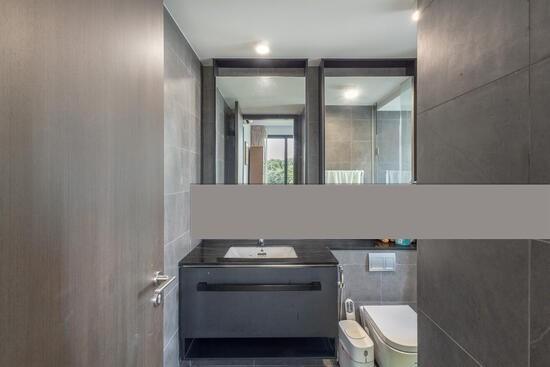 Park Colonial Condominium For Sale, $2,630,000, 3 Bed 3 Bath 1,012 sqft $2,599.00 psf