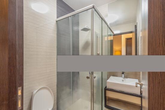 Oxley Edge Apartment For Sale, $2,100,000, 4 Bed 2 Bath 1,087 sqft $1,932.00 psf