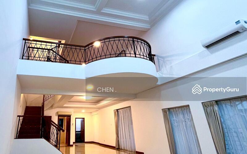 Few Landed D14, D15, D16 – Semi-D, Double Volume Living Hall!!