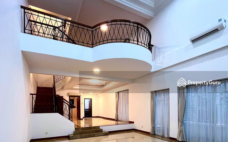 Few Landed D14, D15, D16 – Semi-D, Double Volume Living Hall!!