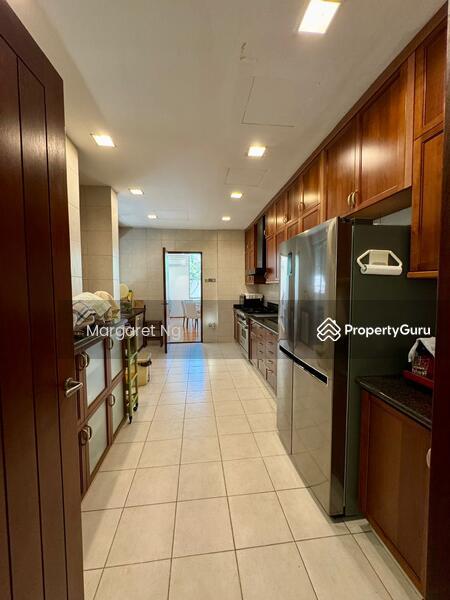 One Tree Hill/Jalan Tupai