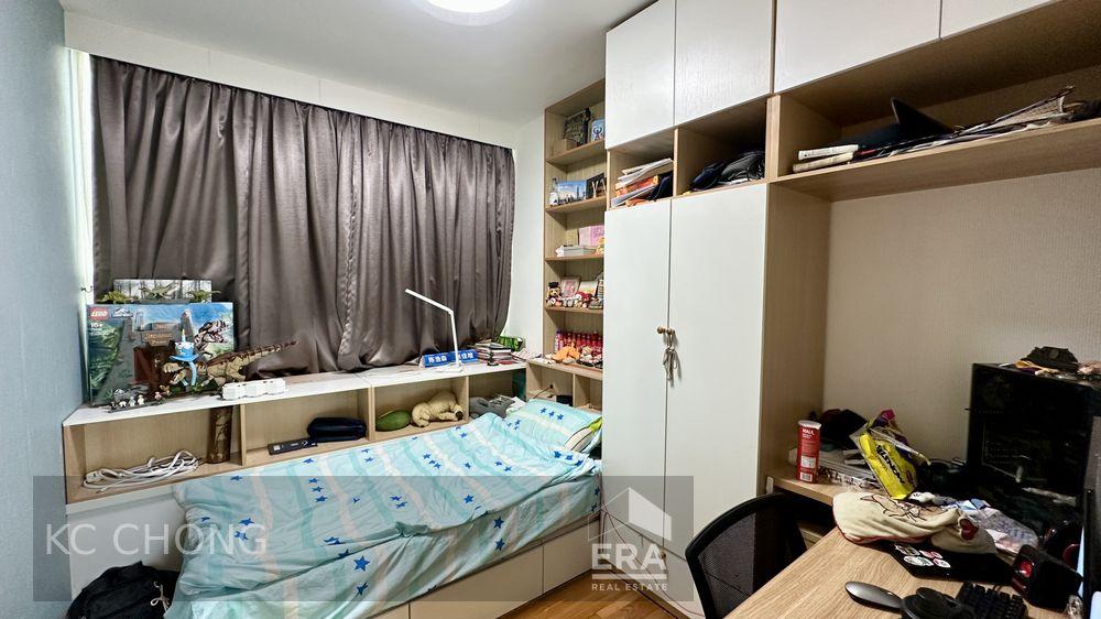 Spacious 3 Plus Study, Utility & Yard, Pool View, No Stay Extension