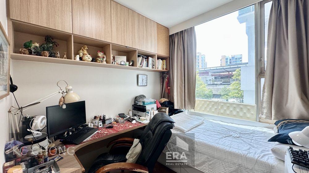 Spacious 3 Plus Study, Utility & Yard, Pool View, No Stay Extension