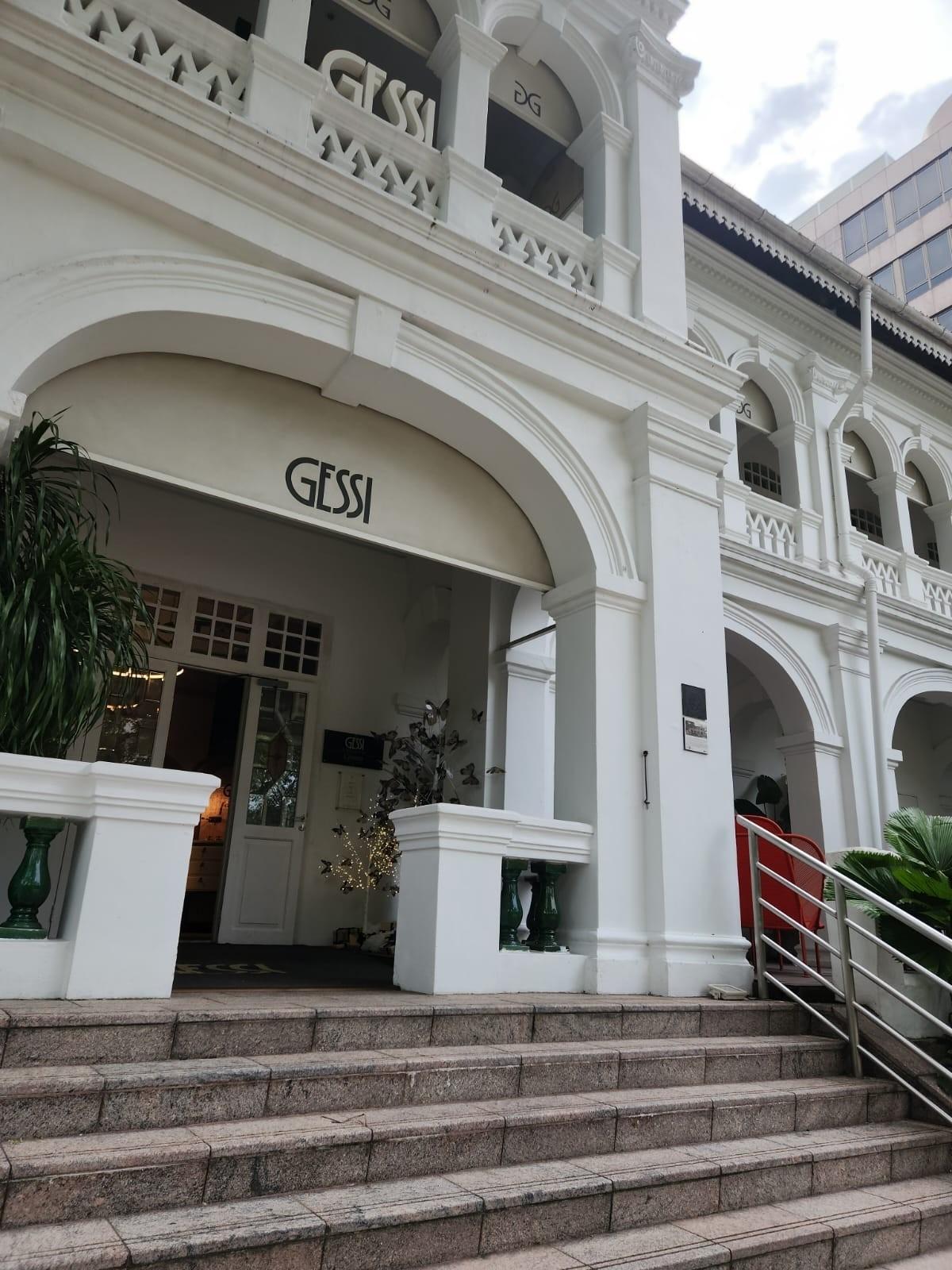 Orchard Court Apartment For Sale, $2,500,000, 4 Bed 3 Bath 1,453 sqft $1,721.00 psf