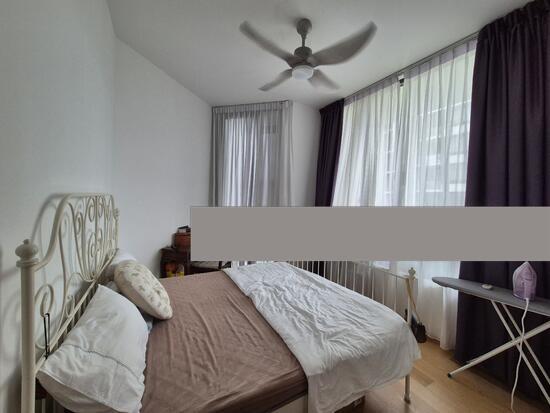 The Crest Condominium For Sale, $2,580,000, 3 Bed 2 Bath 1,195 sqft $2,159.00 psf