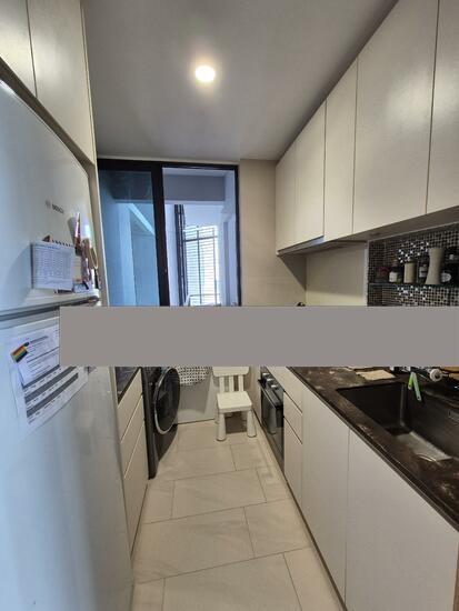 The Crest Condominium For Sale, $2,580,000, 3 Bed 2 Bath 1,195 sqft $2,159.00 psf