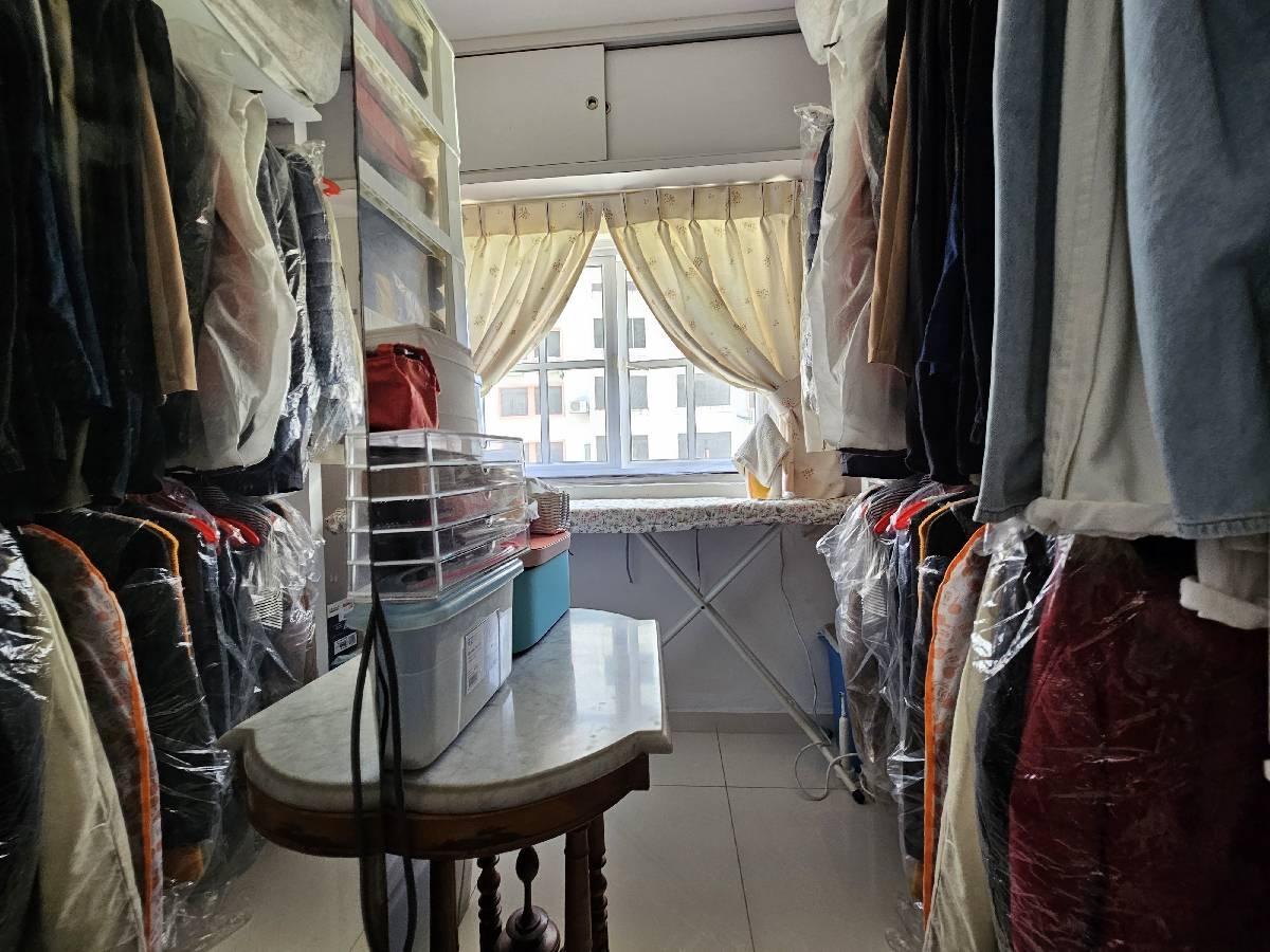 93 Jalan Dua HDB Apartment For Sale, $400,000, 2 Bed 1 Bath 667 sqft $600.00 psf