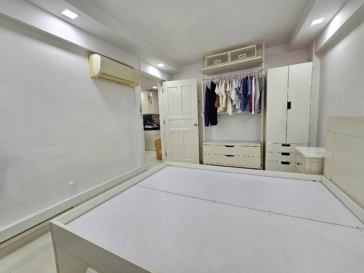 93 Jalan Dua HDB Apartment For Sale, $400,000, 2 Bed 1 Bath 667 sqft $600.00 psf