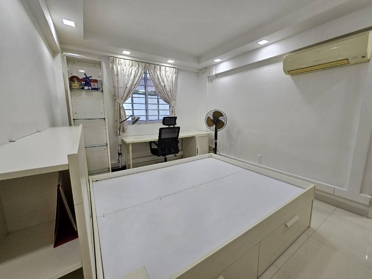 93 Jalan Dua HDB Apartment For Sale, $400,000, 2 Bed 1 Bath 667 sqft $600.00 psf