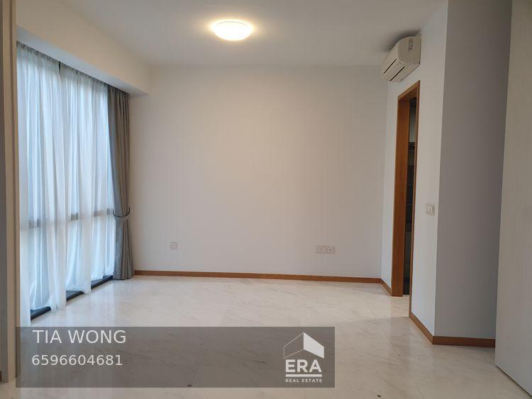 Spacious 1-bedroom With Marina Bay View!