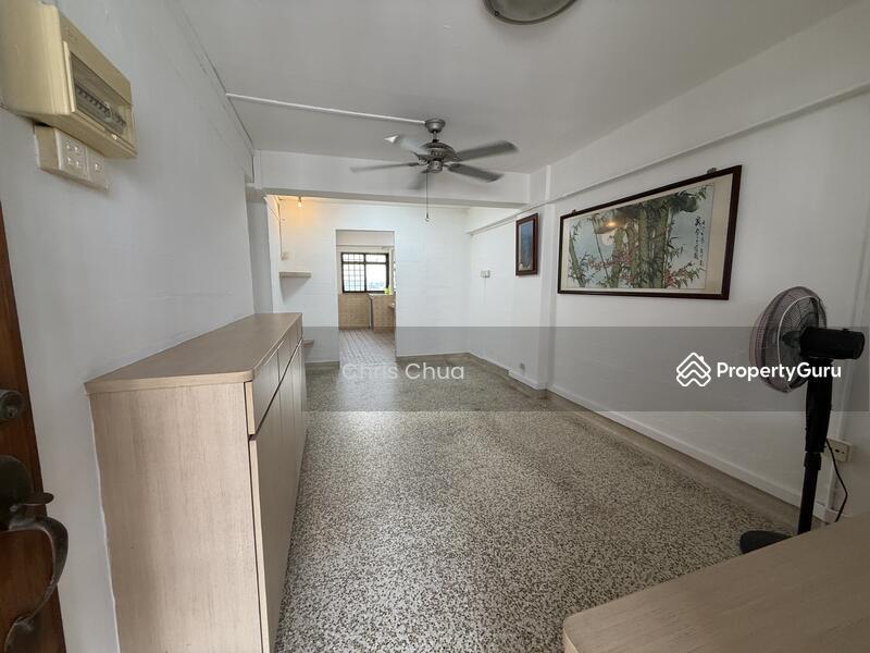 Prop-GPT: HDB Flat: D15 Marine Parade 31 Marine Crescent