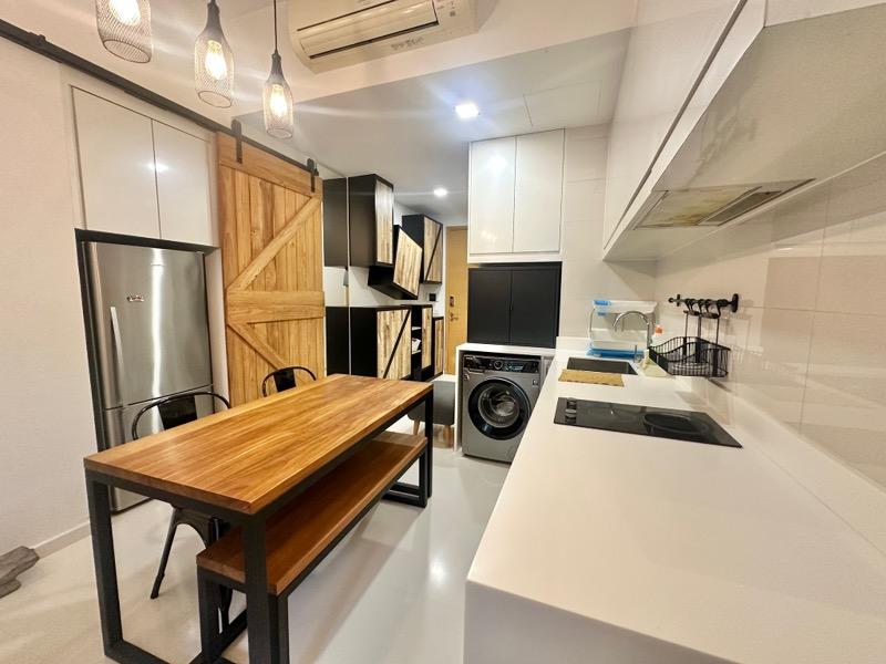 The Skywoods Condominium For Sale, $900,000, 1 Bed 1 Bath 527 sqft $1,708.00 psf