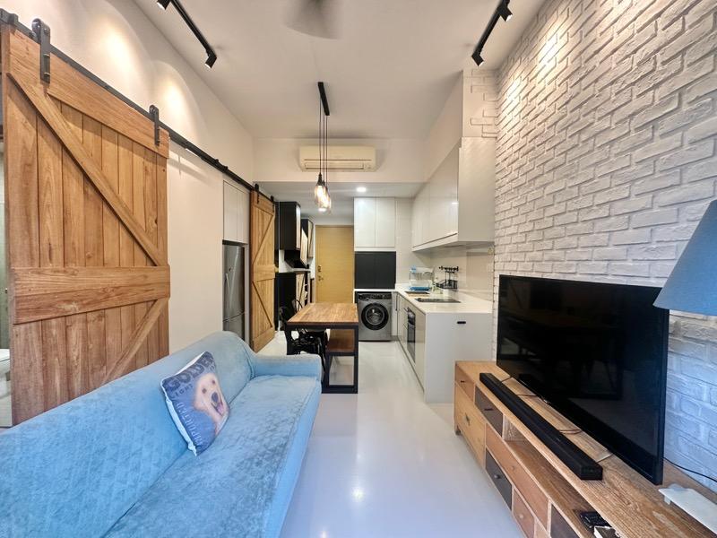 The Skywoods Condominium For Sale, $900,000, 1 Bed 1 Bath 527 sqft $1,708.00 psf