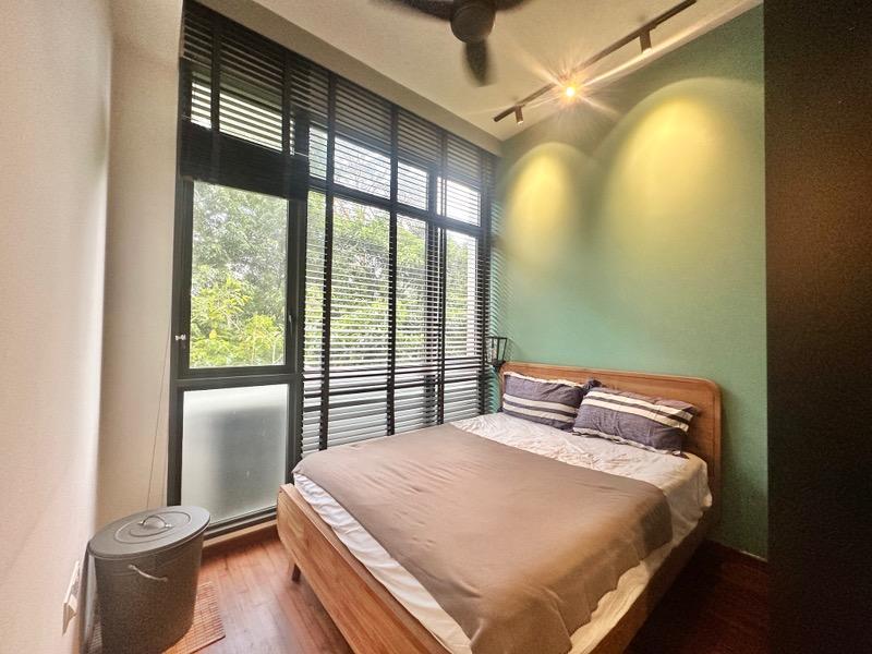 The Skywoods Condominium For Sale, $900,000, 1 Bed 1 Bath 527 sqft $1,708.00 psf