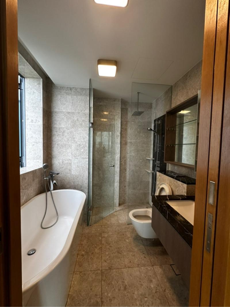 MARINA ONE RESIDENCES Apartment For Sale, $4,300,000, 3 Bed 3 Bath 1,528 sqft $2,814.00 psf