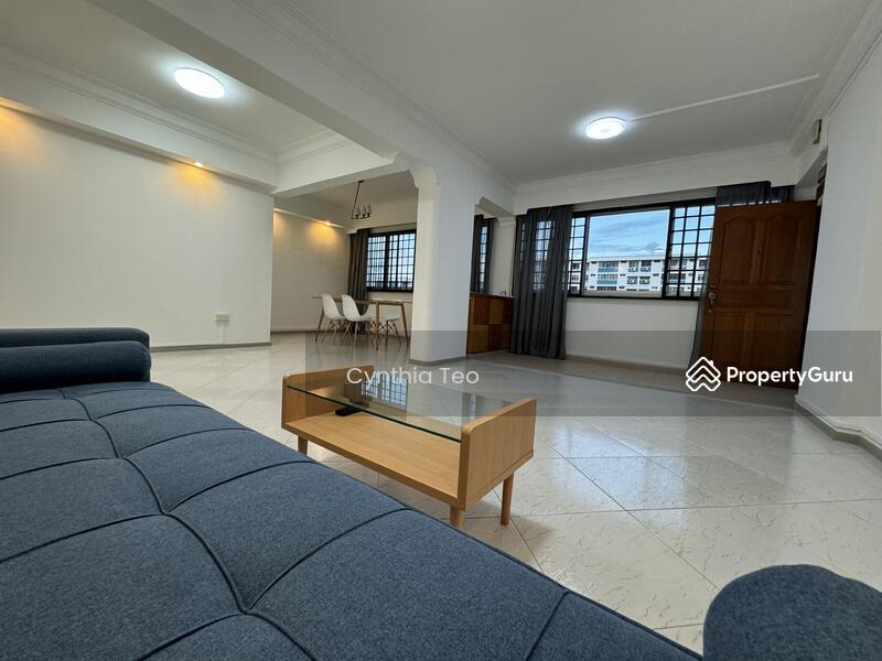 Prop-GPT: HDB Flat: D18 Tampines 866 Tampines Street 83