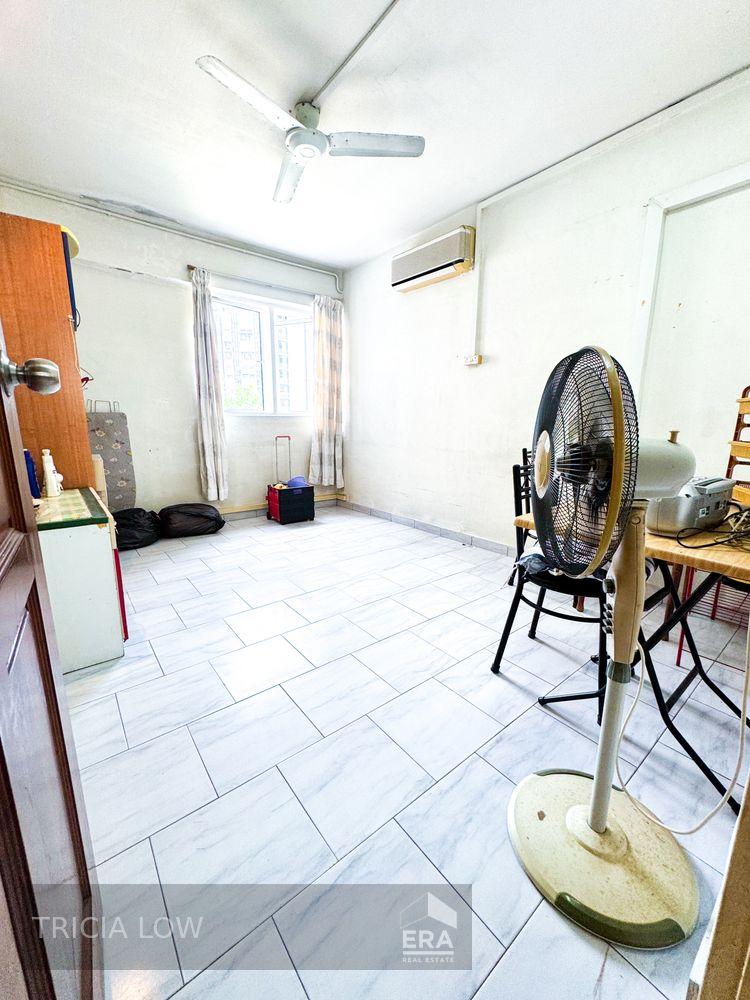 Rare Spacious Breezy Corner Unit