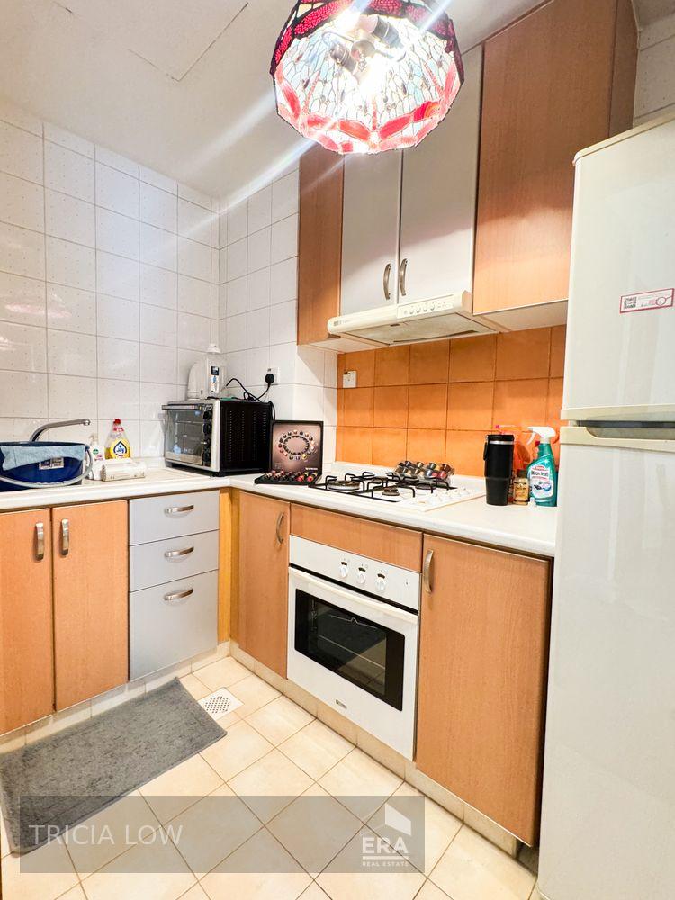 Rare Central Location, Spacious Corner Unit, 3 Mins to Bencoolen Mrt