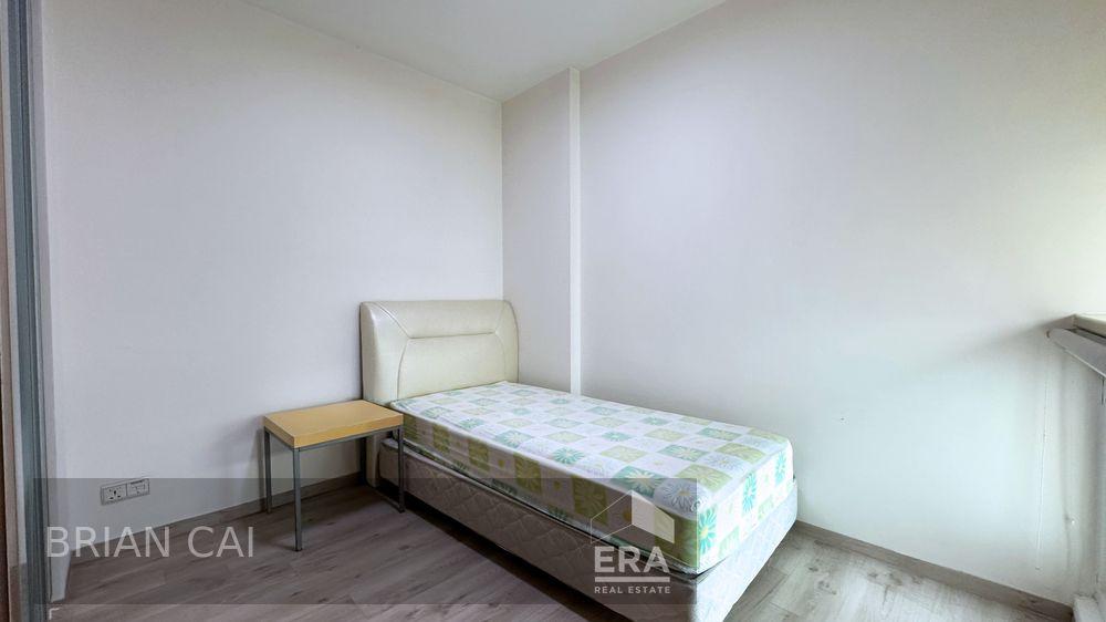 Rare Listing! Landed in the Skies, Move in Ready. Serious Seller!