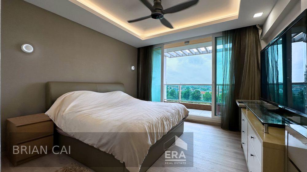 Rare Listing! Landed in the Skies, Move in Ready. Serious Seller!