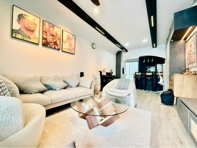 Prop-GPT: Condominium: D27 Yishun Canberra Residences