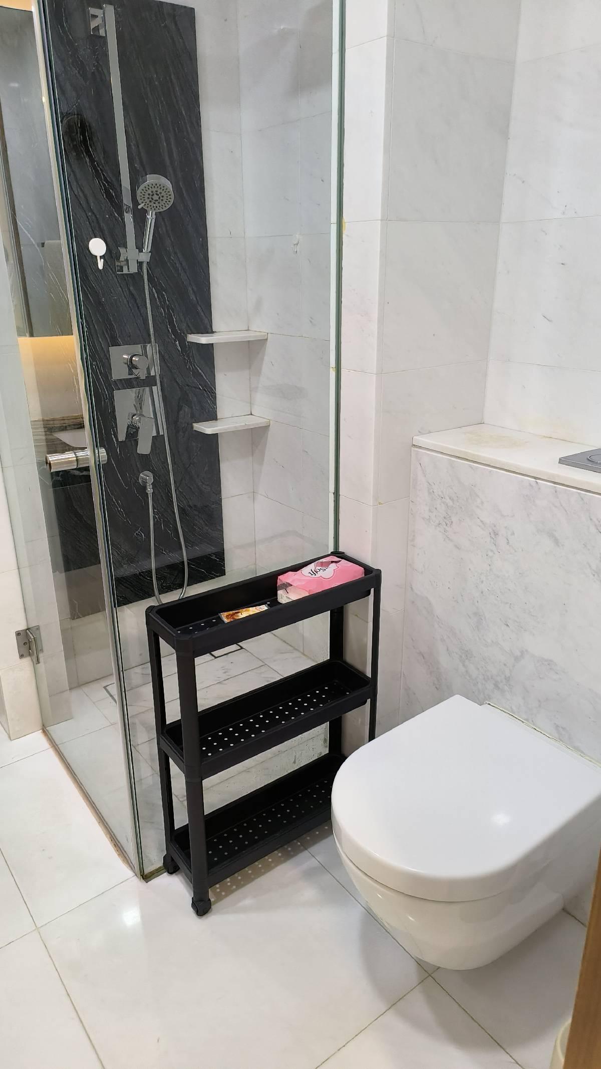 Marina One Residences Condominium For Sale, $1,570,000, 1 Bed 1 Bath 743 sqft $2,113.00 psf