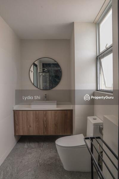 Freehold Semi-D near Bedok