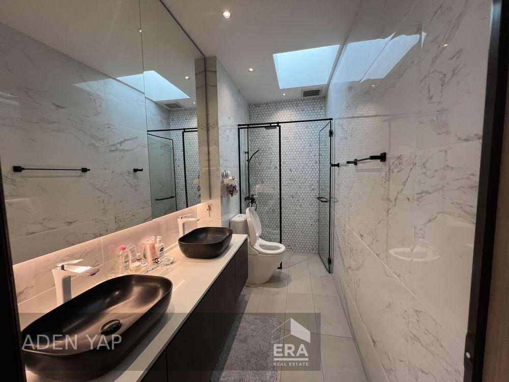 Prop-GPT: Terrace: D16 Bedok Limau Villas